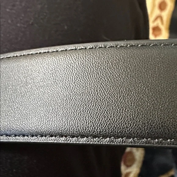 Reversible Leather Woman’s Belt - Picture 9 of 10